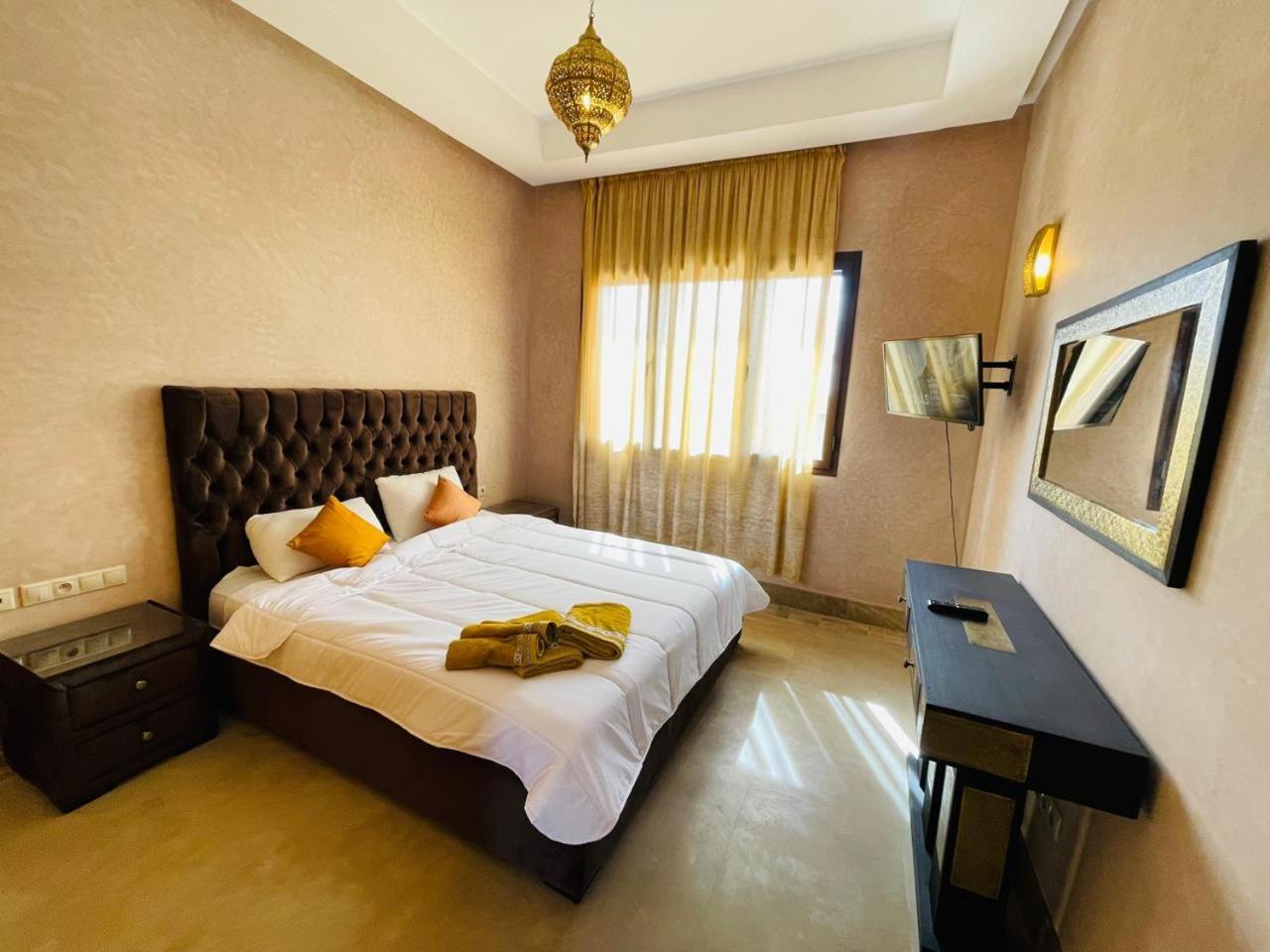 Family Only Atika Private Pool