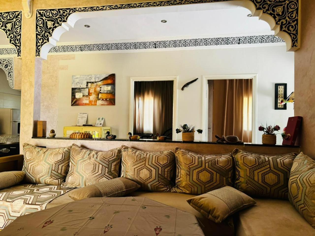 Villa Ilafe Farmhouse, Avec Piscine Chauffee Privee Et Jacuzzi Pour Familles Marrakesch