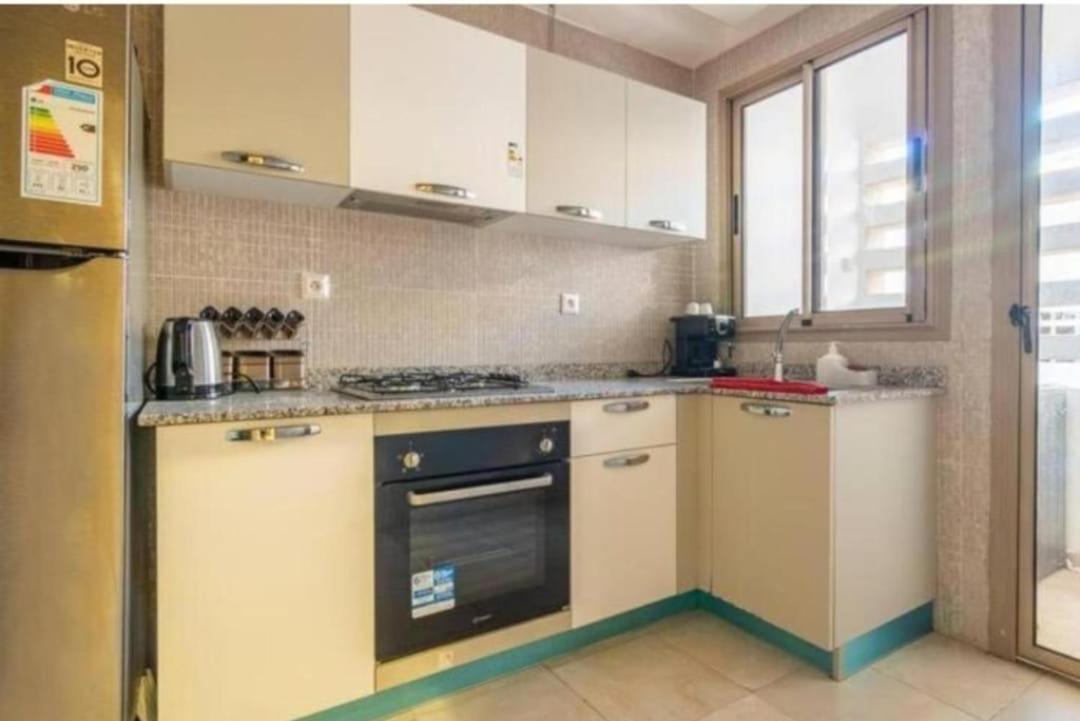 Appartement Charming In The Heart Of Marrakech - Modern Amenities And Prime Location *