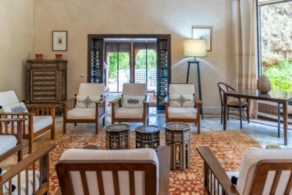 Les Dattiers Villa