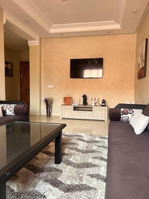Bel Appart, Tres Bien Situe, Avec Piscine, Wifi, Clim, Parking Apartamento *