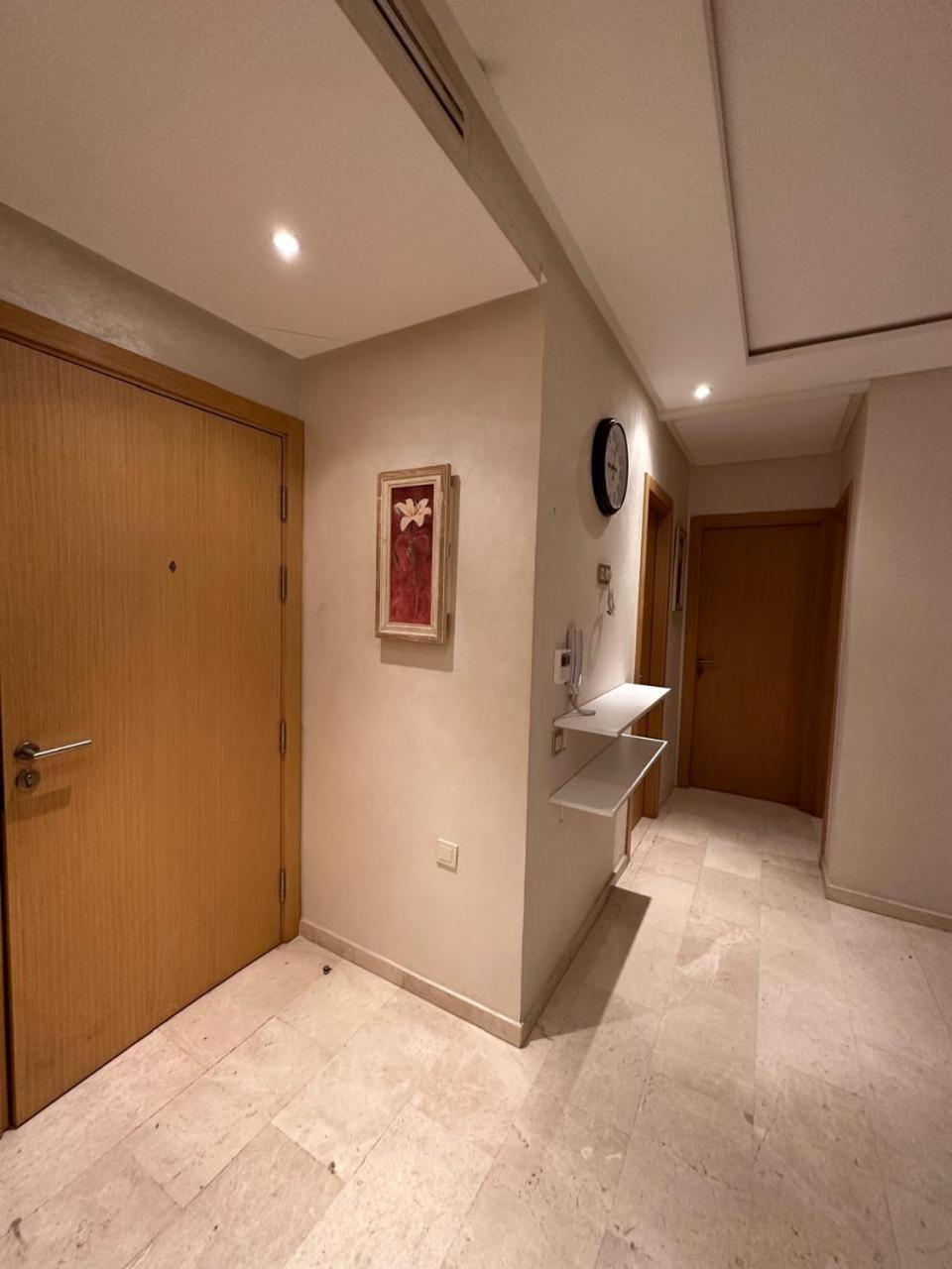 2 Salon A Cote De Carre Eden Perles3 Apartamento