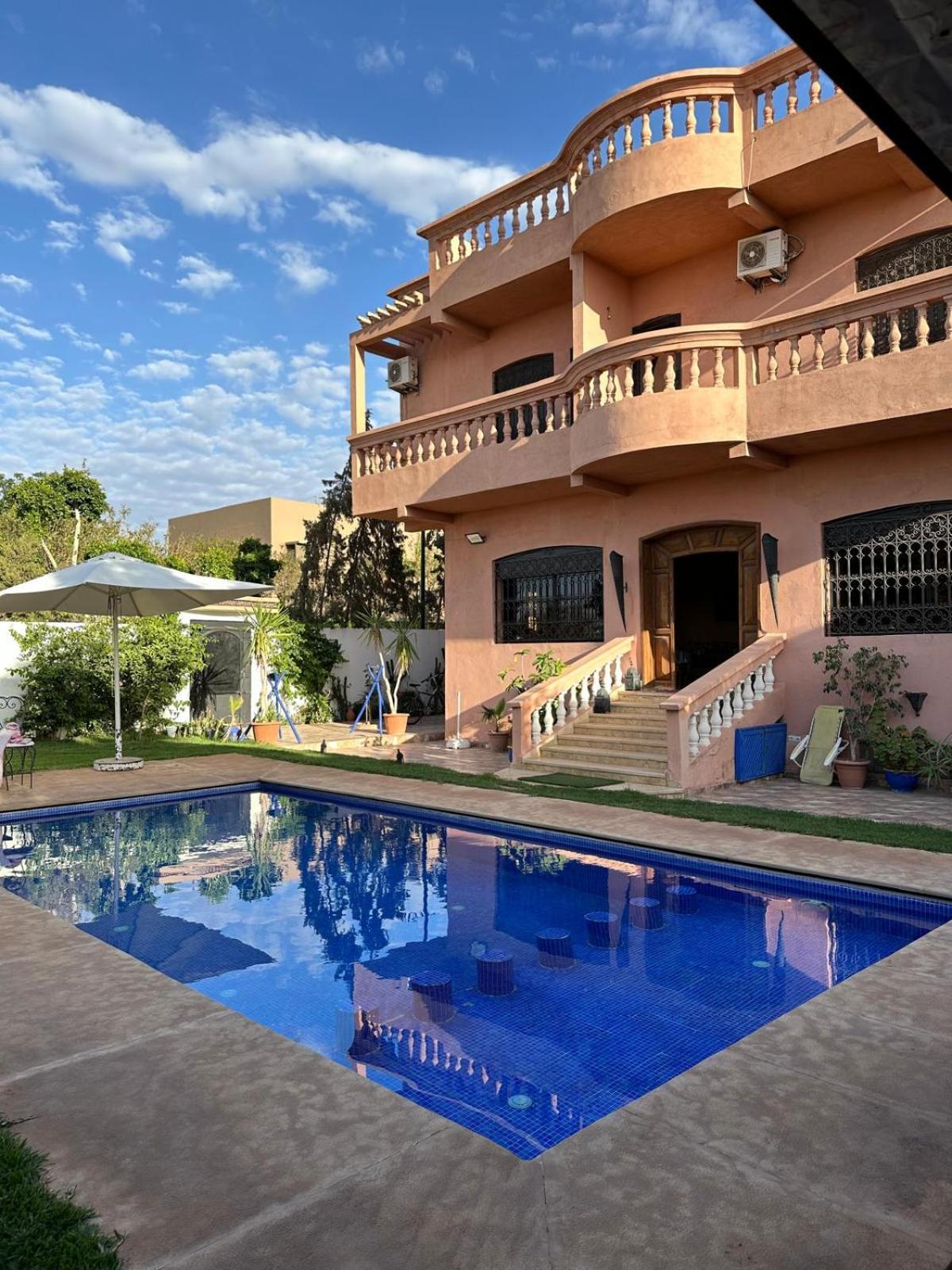 Paradise House Villa