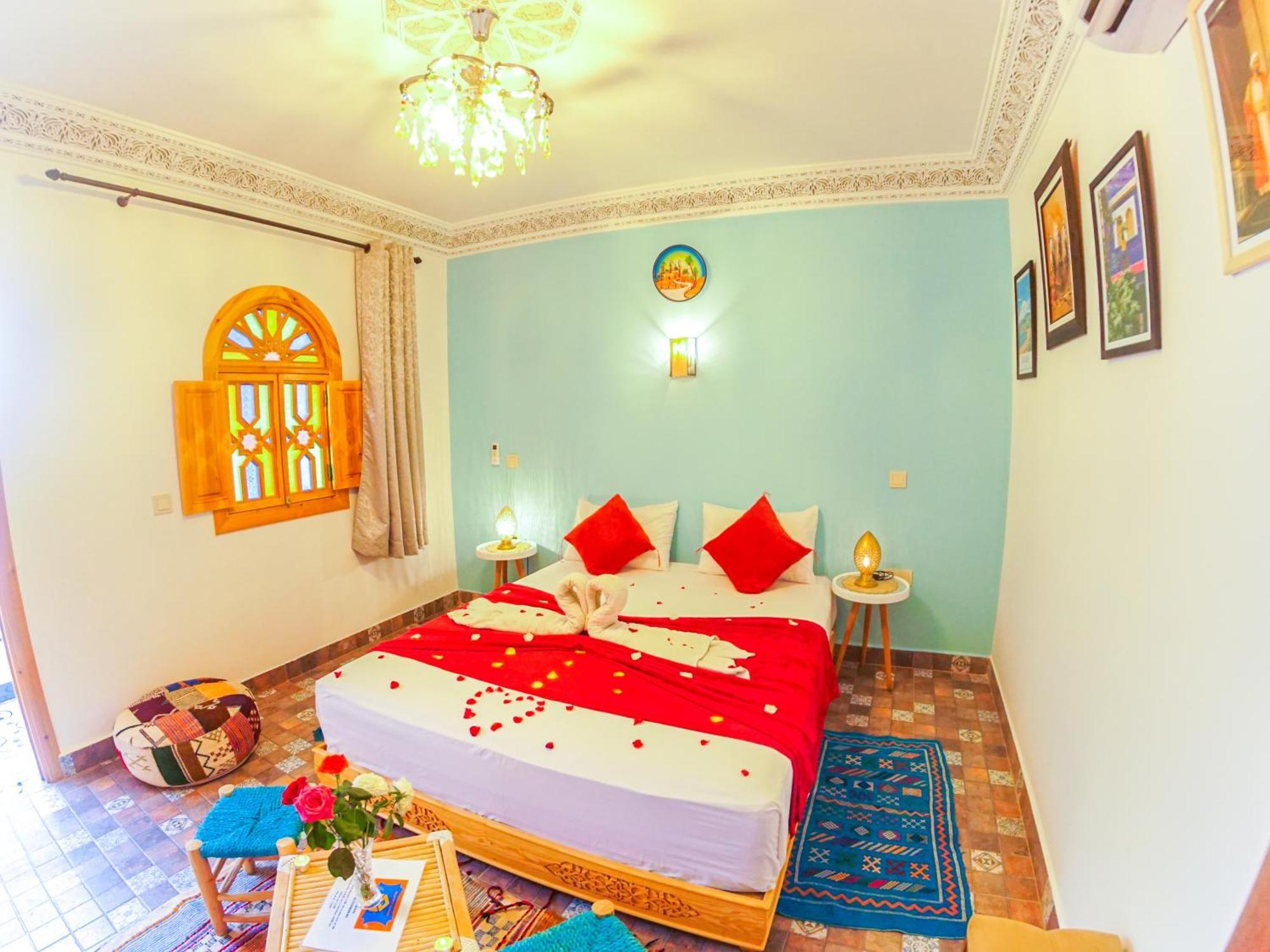 Dar Yassine Riad *