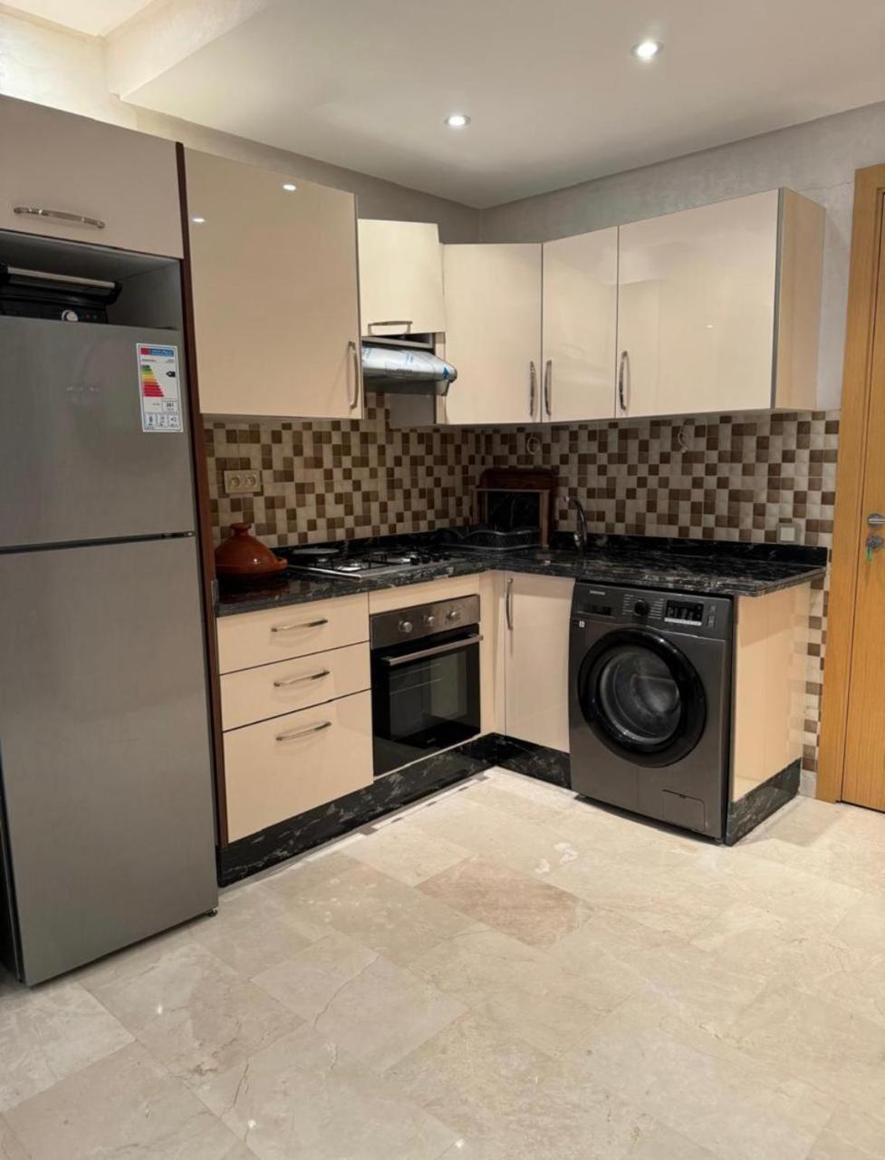 Un Comfortable Apartment