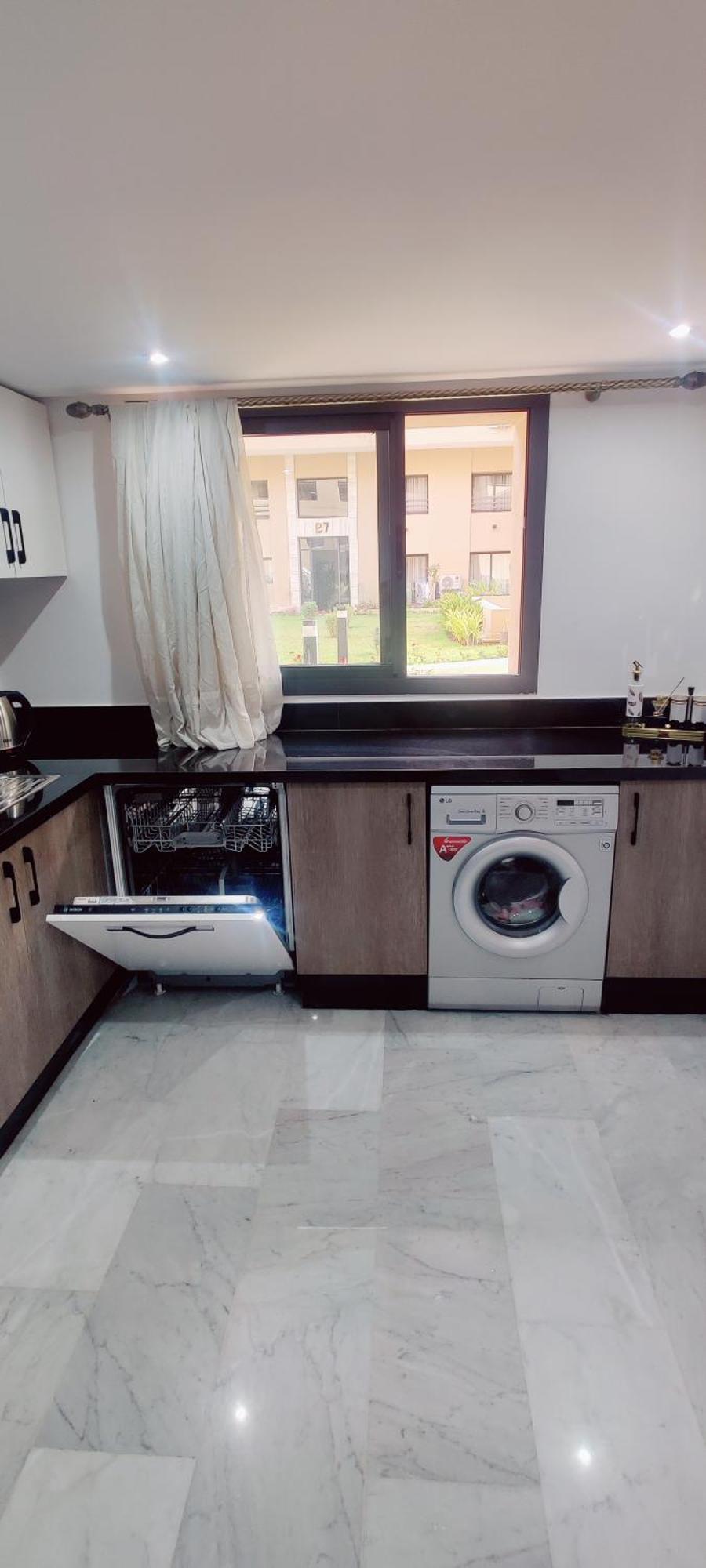 Un Elegant Duplex Au Coeur De Marrakech Avec Deux Piscines Et Un Espace Marrakesh