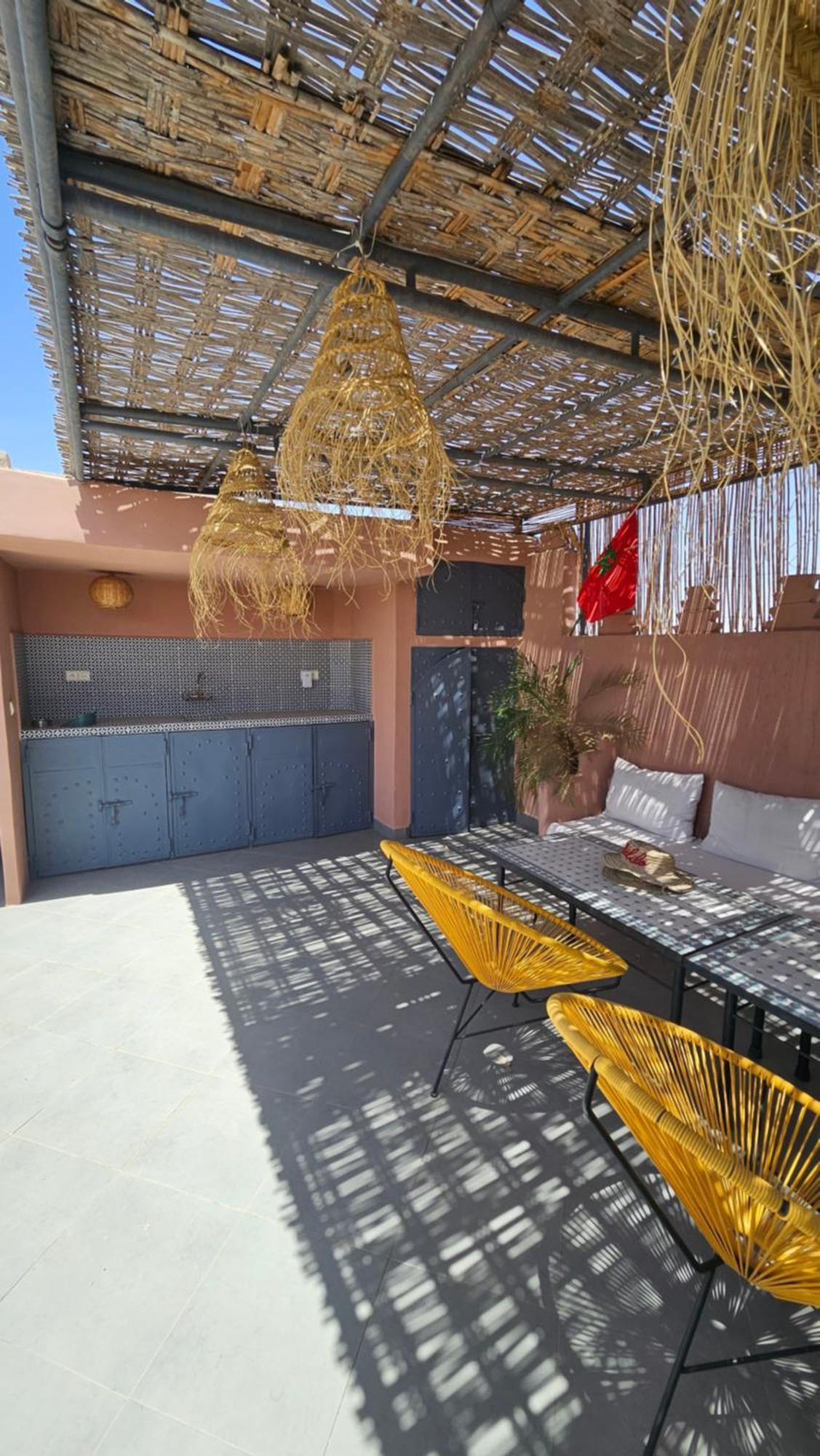 Melilo Avec Piscine Chauffee Vakantiehuis *
