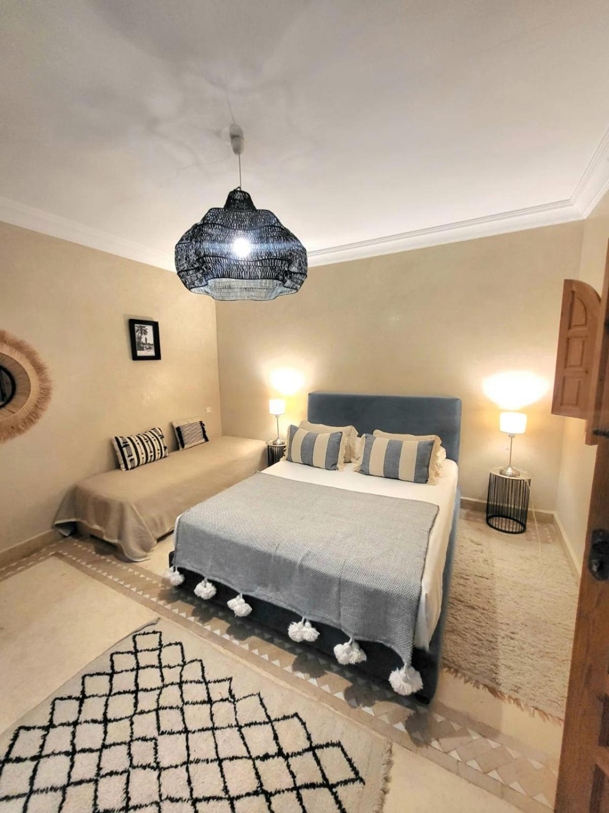 Vakantiehuis Melilo Avec Piscine Chauffee