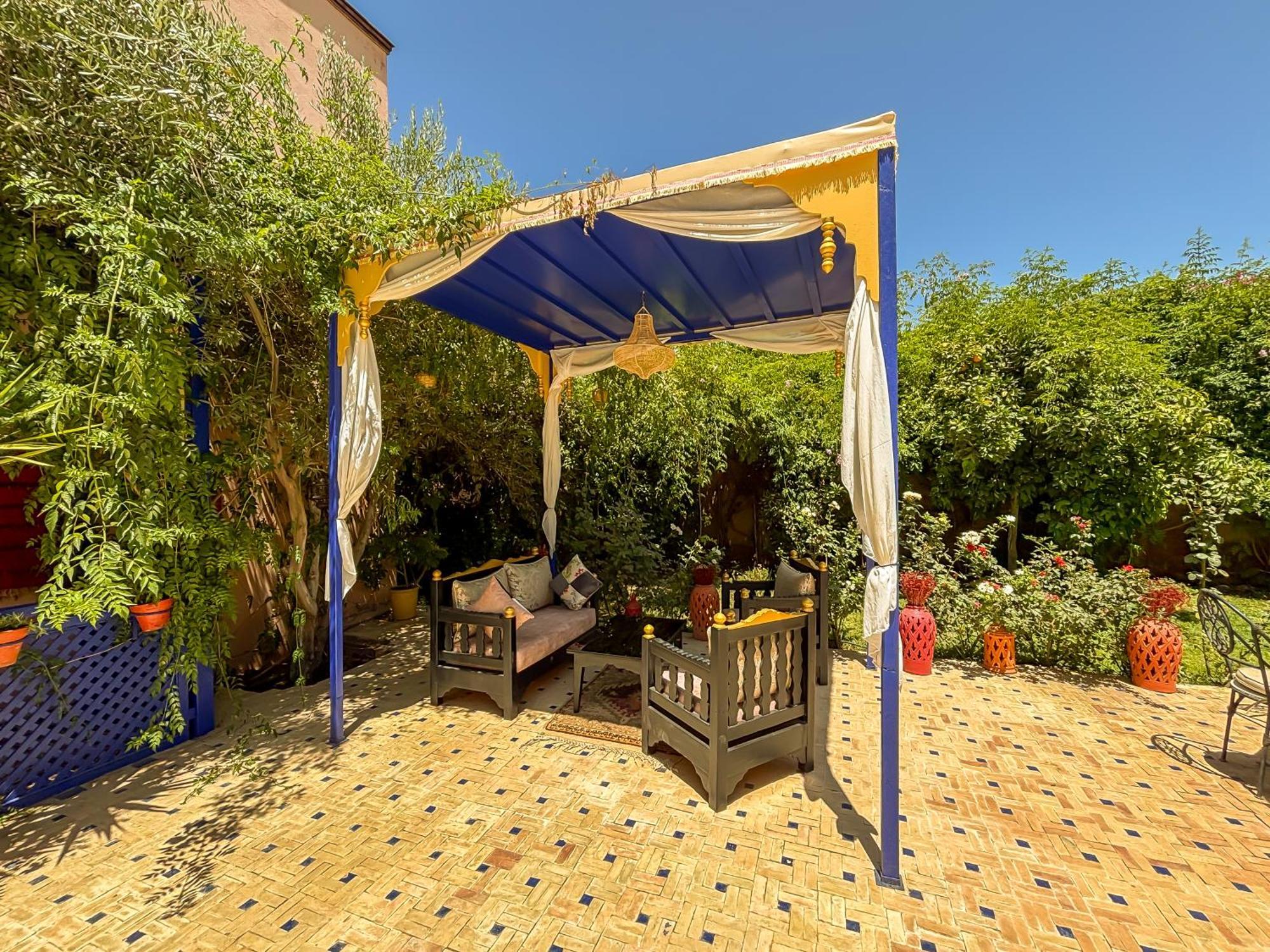 Le Bleu House