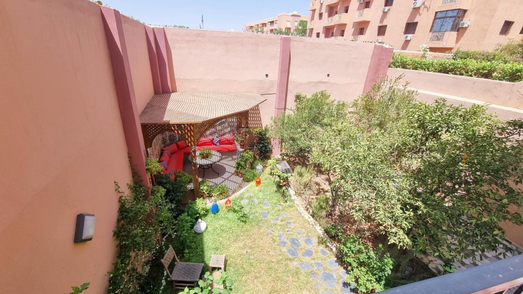 Oranger Family House Center, Private Large House, Terasse Garden View, Free Parking Appartamento