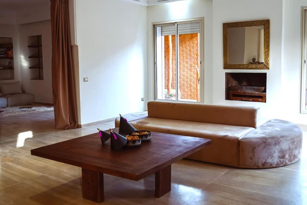 Contemporaine - 6 - Piscines Et Jacuzzi Villa