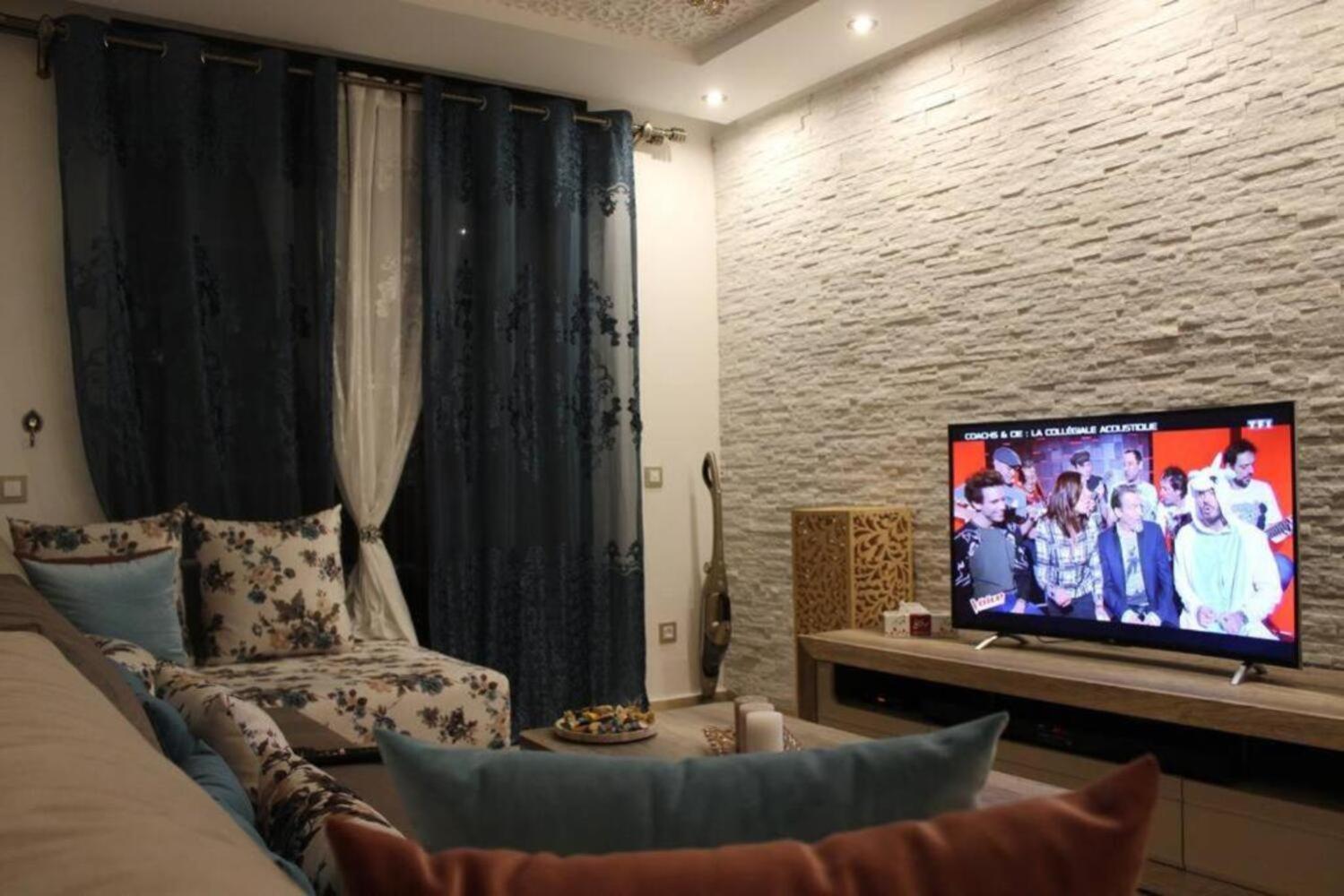Miramas 2 D Apartment