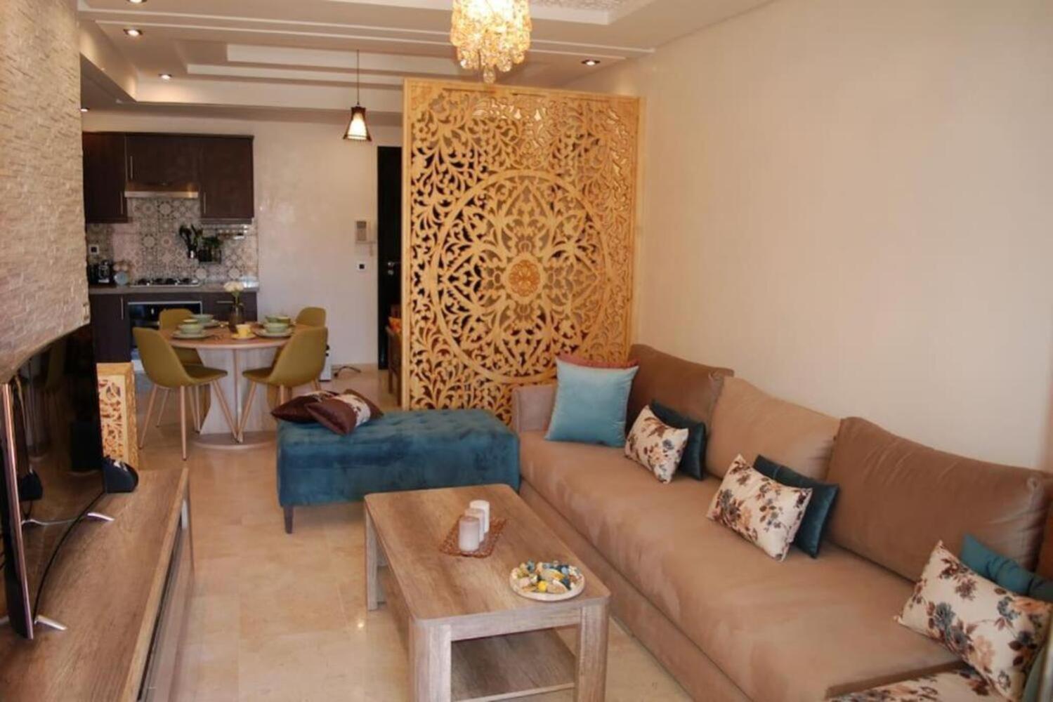 Miramas 2 D Apartment