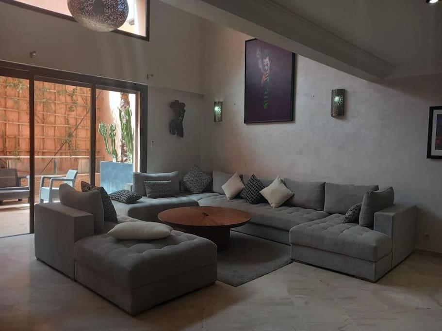 Duplex Standing