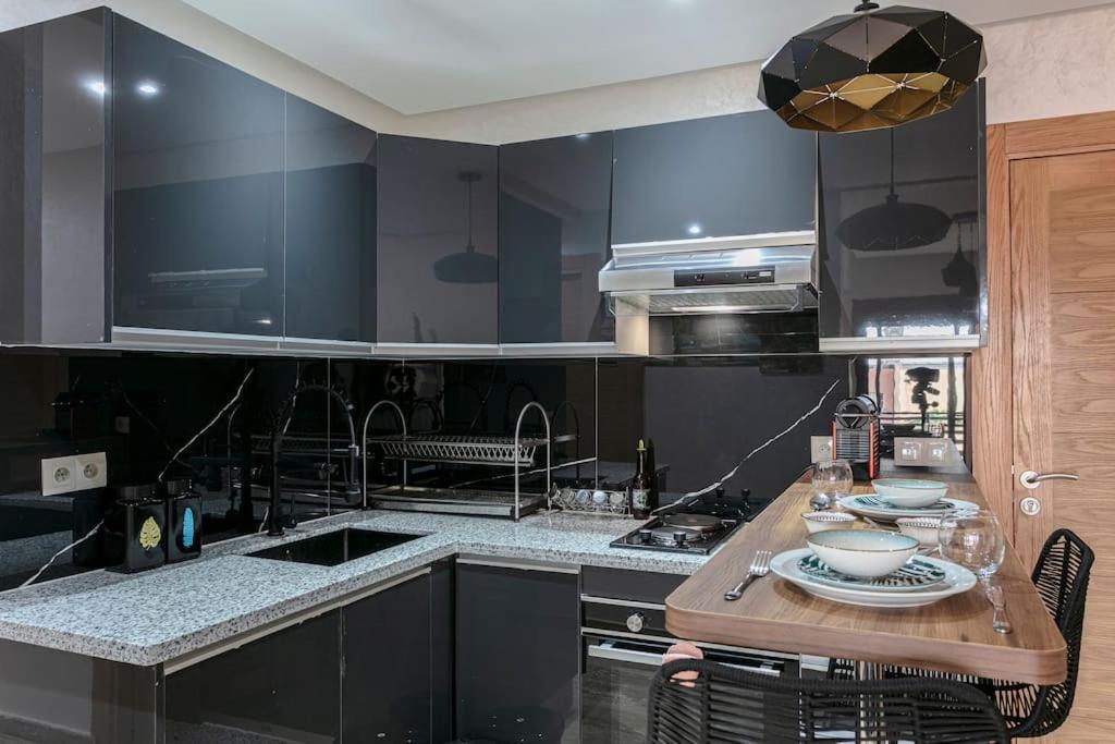 High Life - Marrakech Centre Apartment *