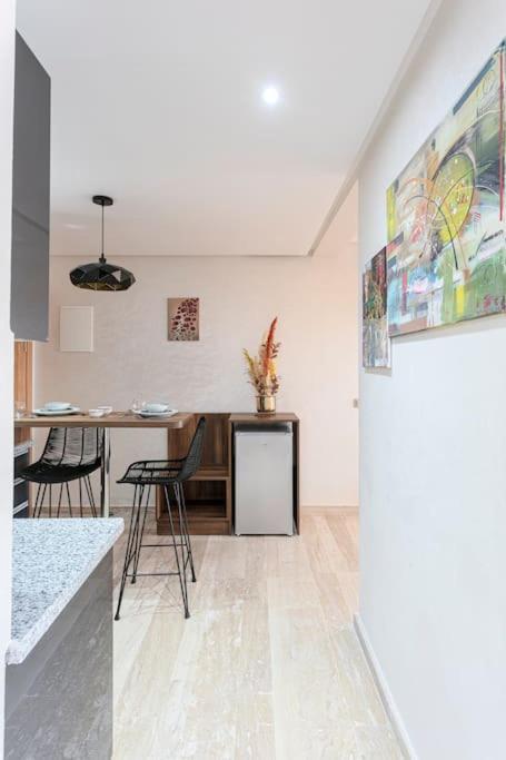 High Life - Marrakech Centre Apartment