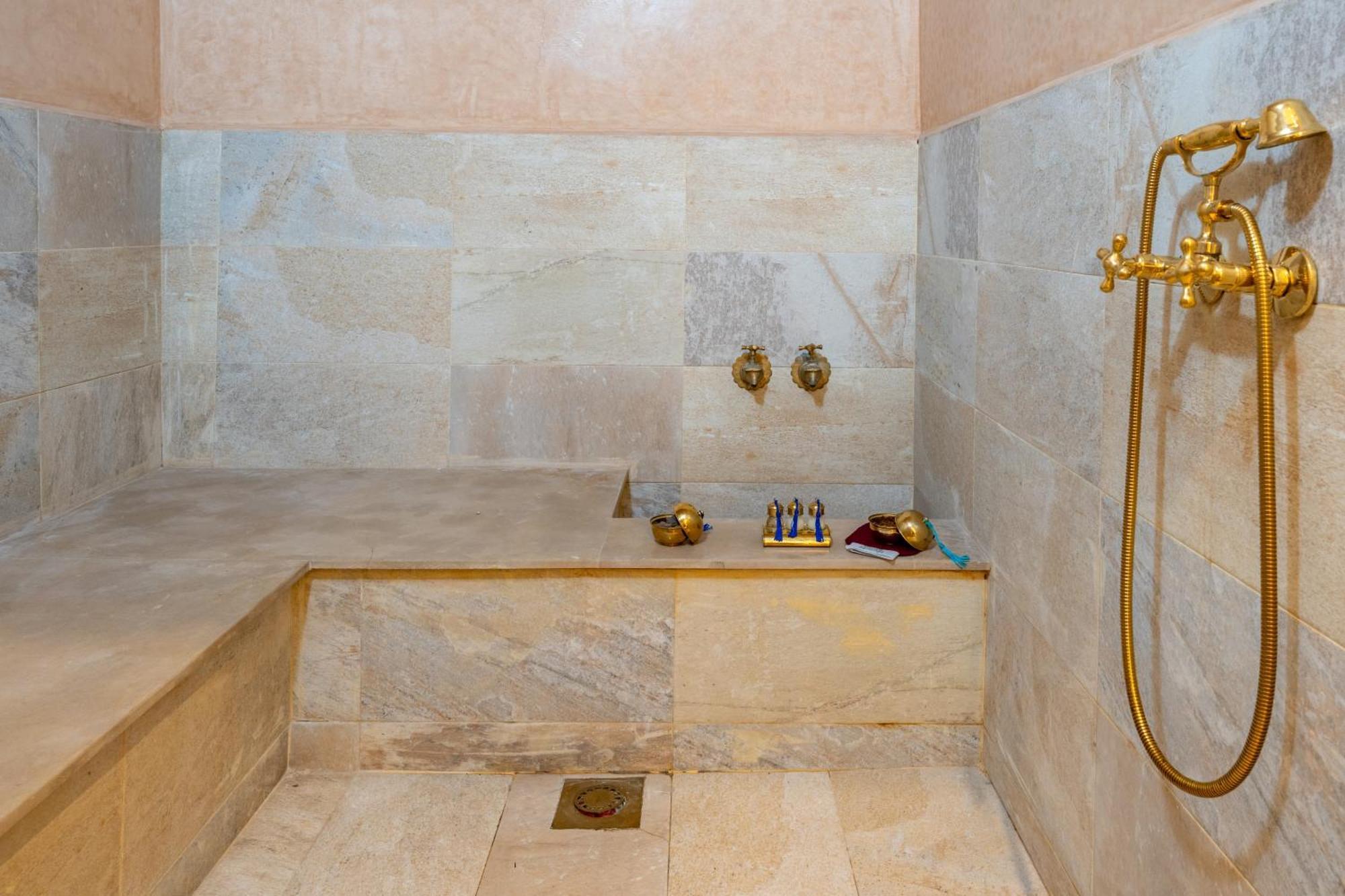Vakantiehuis Swan-exclusif - Piscine Chauffee - Petit Dejeuner