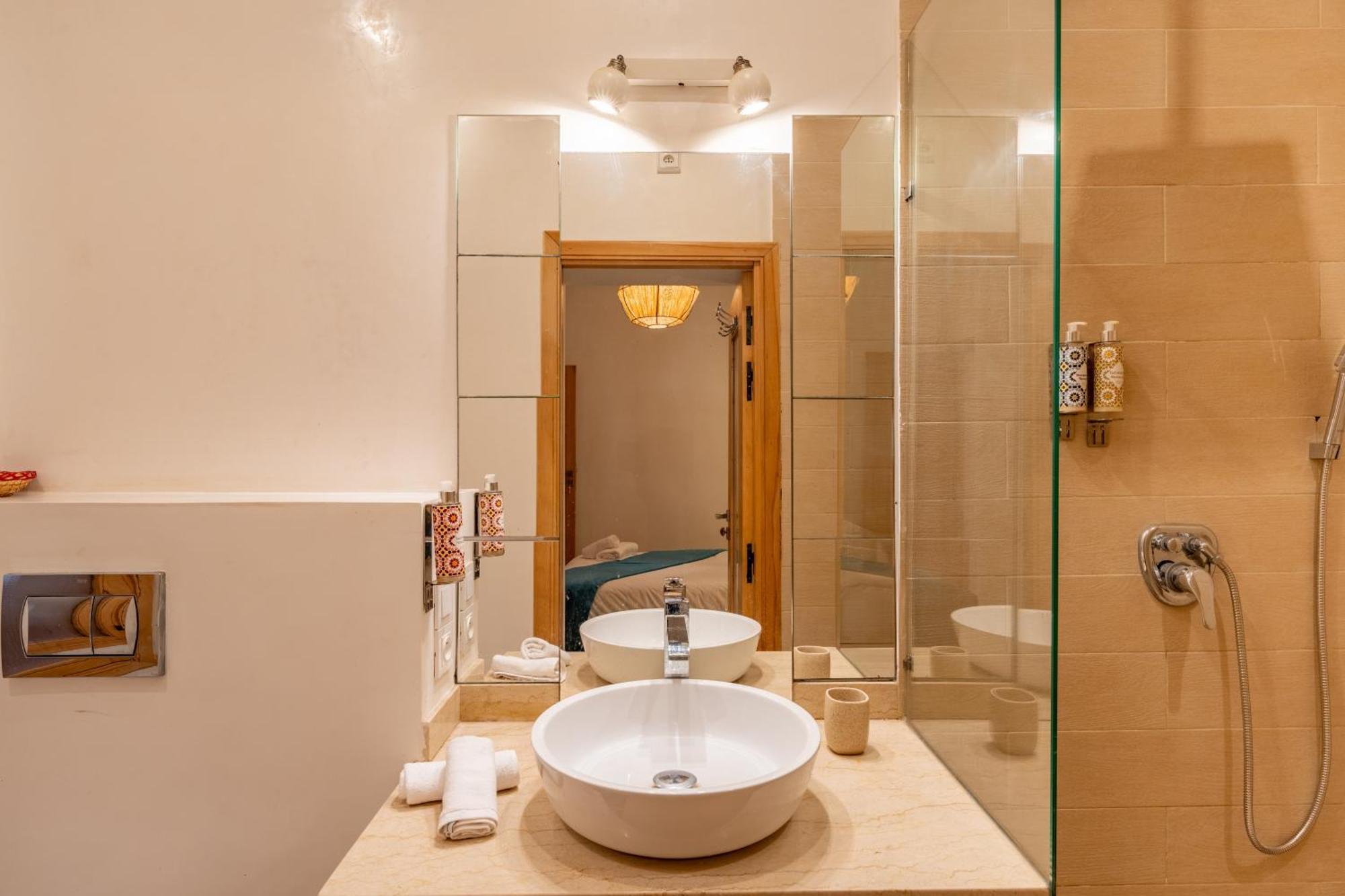 Vakantiehuis Swan-exclusif - Piscine Chauffee - Petit Dejeuner Marrakesh