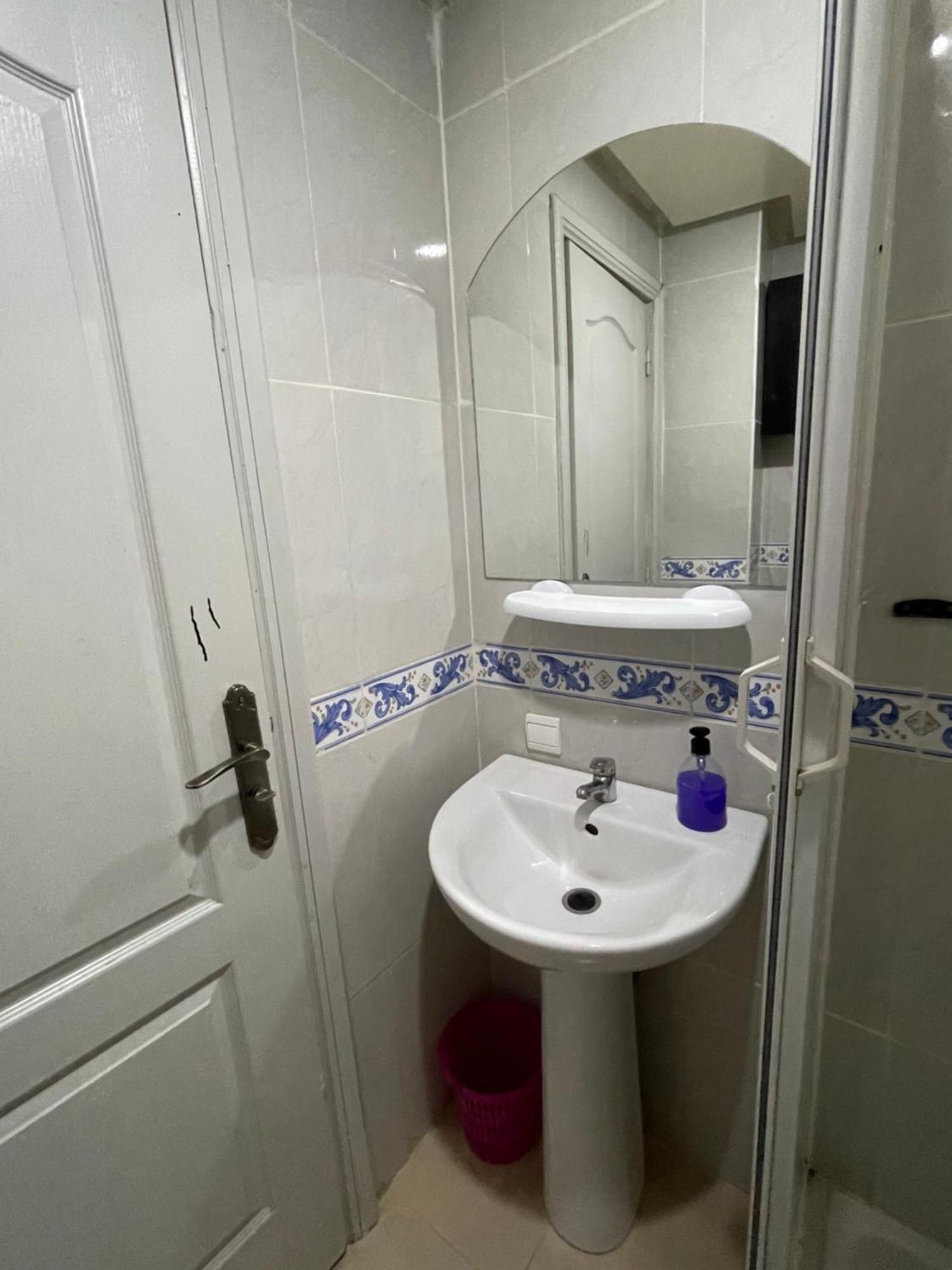 25 4em Etage Appartement *