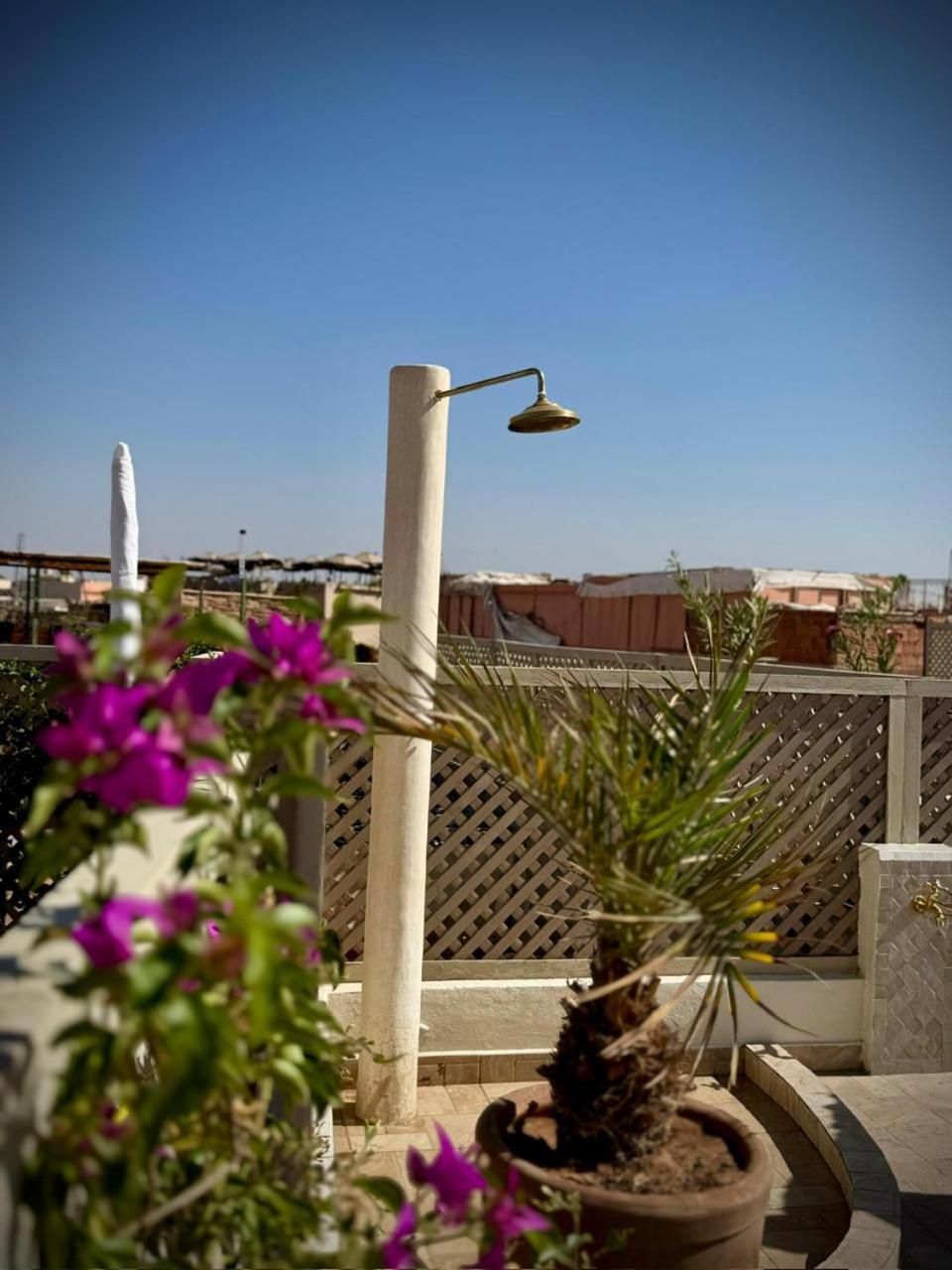 Dollar Des Sables & Riad Marrakesh