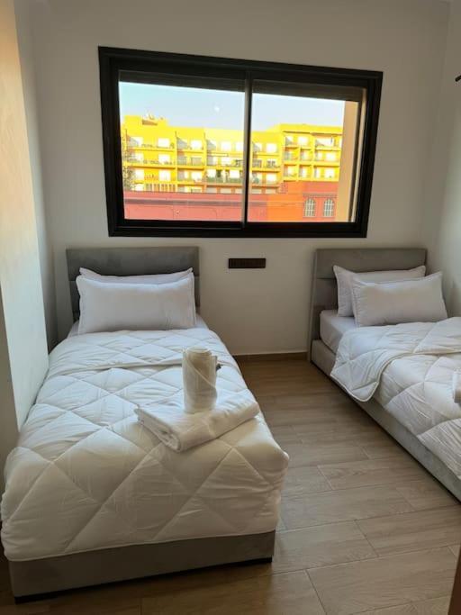 A Gueliz Pres De Toute Commodite *
