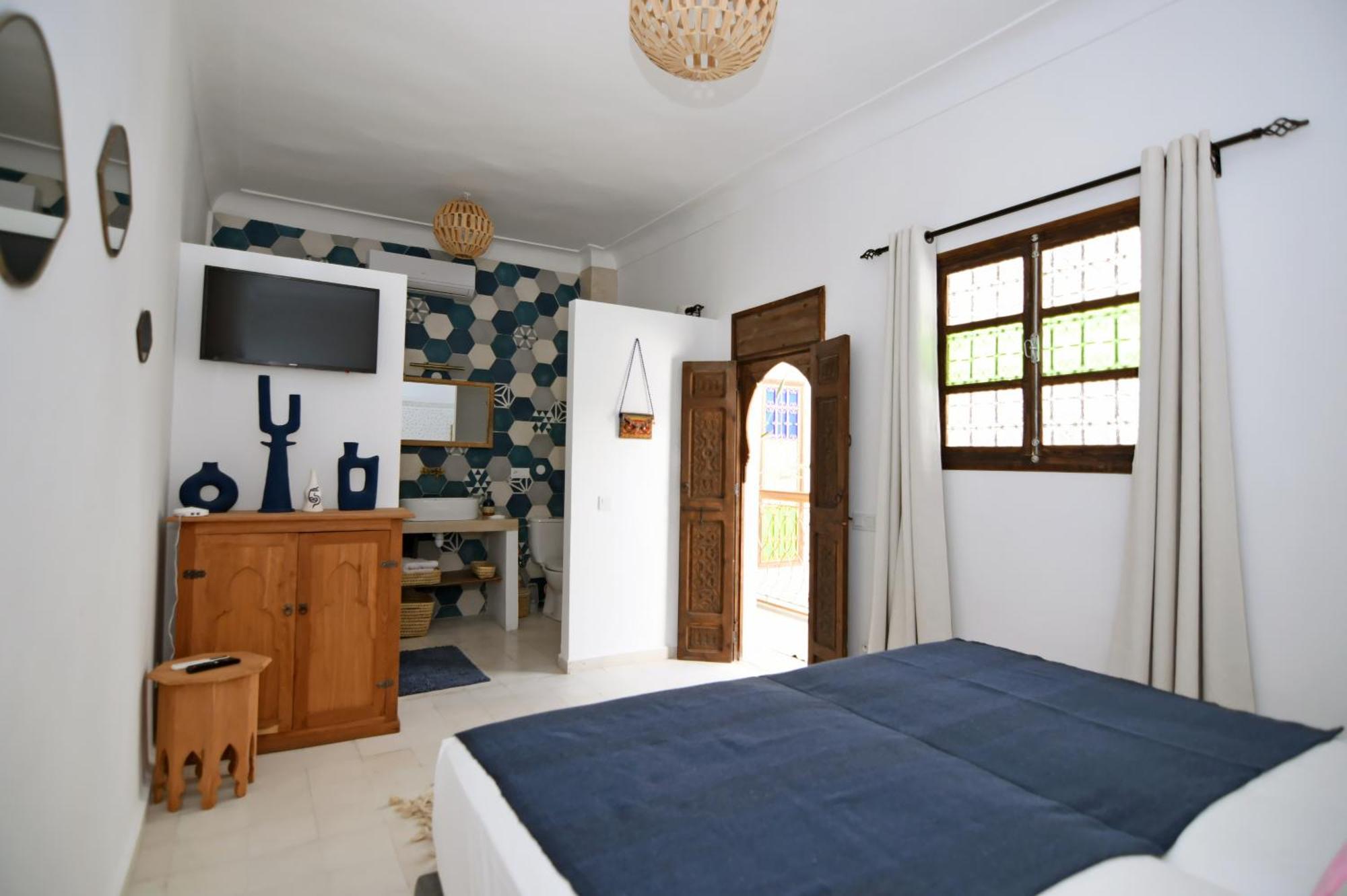 Larbi Khalis Marrakesh