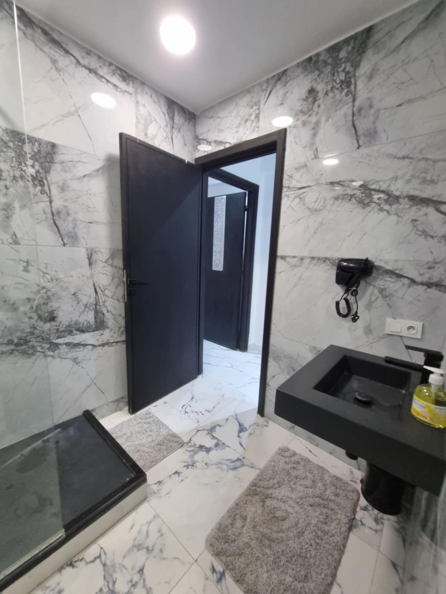 Kech Vacations Friendly! 2 Bedroom Luxury Appartement Marrakesh
