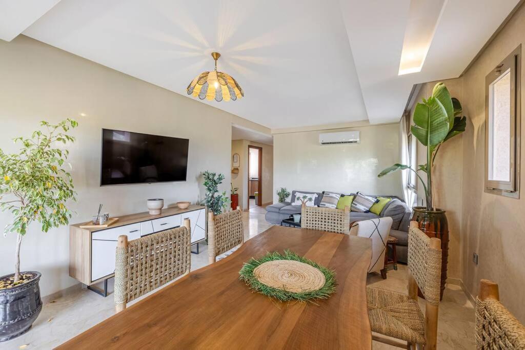 New And Renovated Appartment-prestigia-pool-parking Appartement Marrakesh