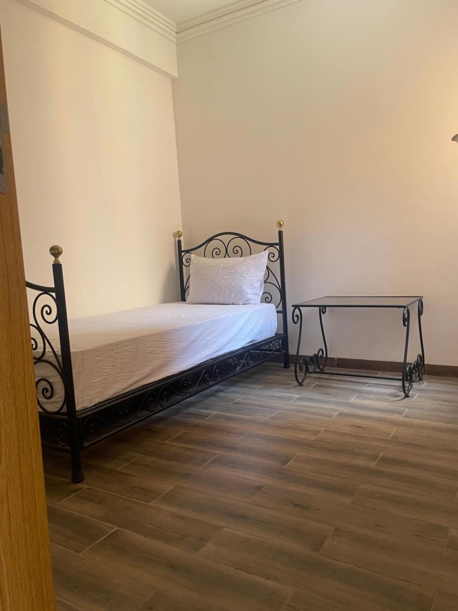 Apartment Issam *