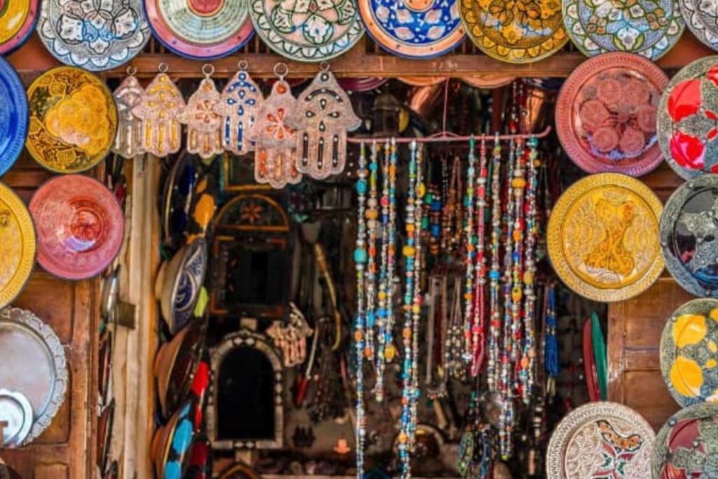 Jarco Marrakech, Coeur Medina, Rooftop, Bassin , Proche Place Jemaa El Fna *
