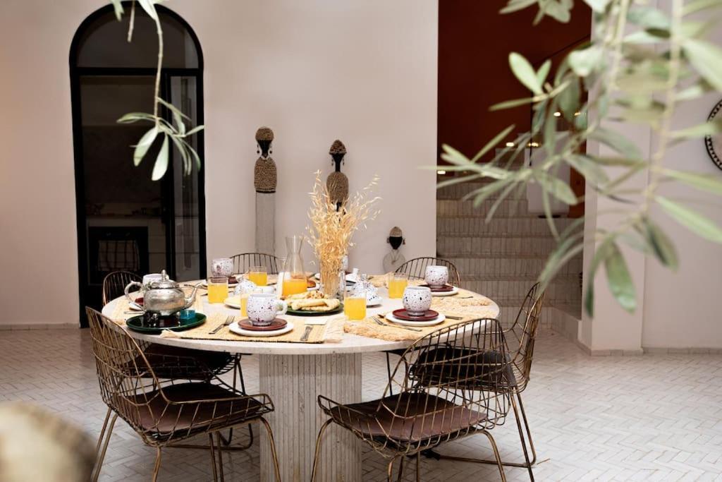Jarco Marrakech, Coeur Medina, Rooftop, Bassin , Proche Place Jemaa El Fna *