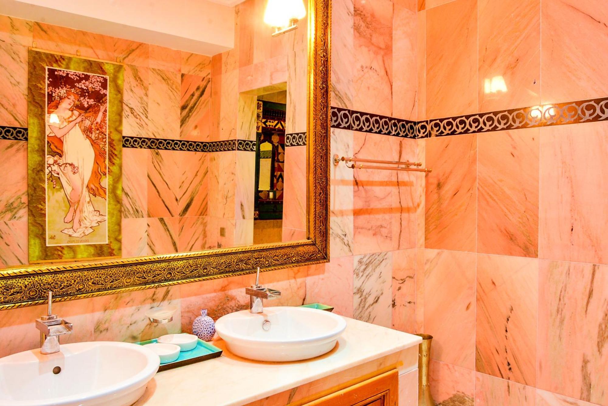 Villa The Palace - Gym - - Tennis Court