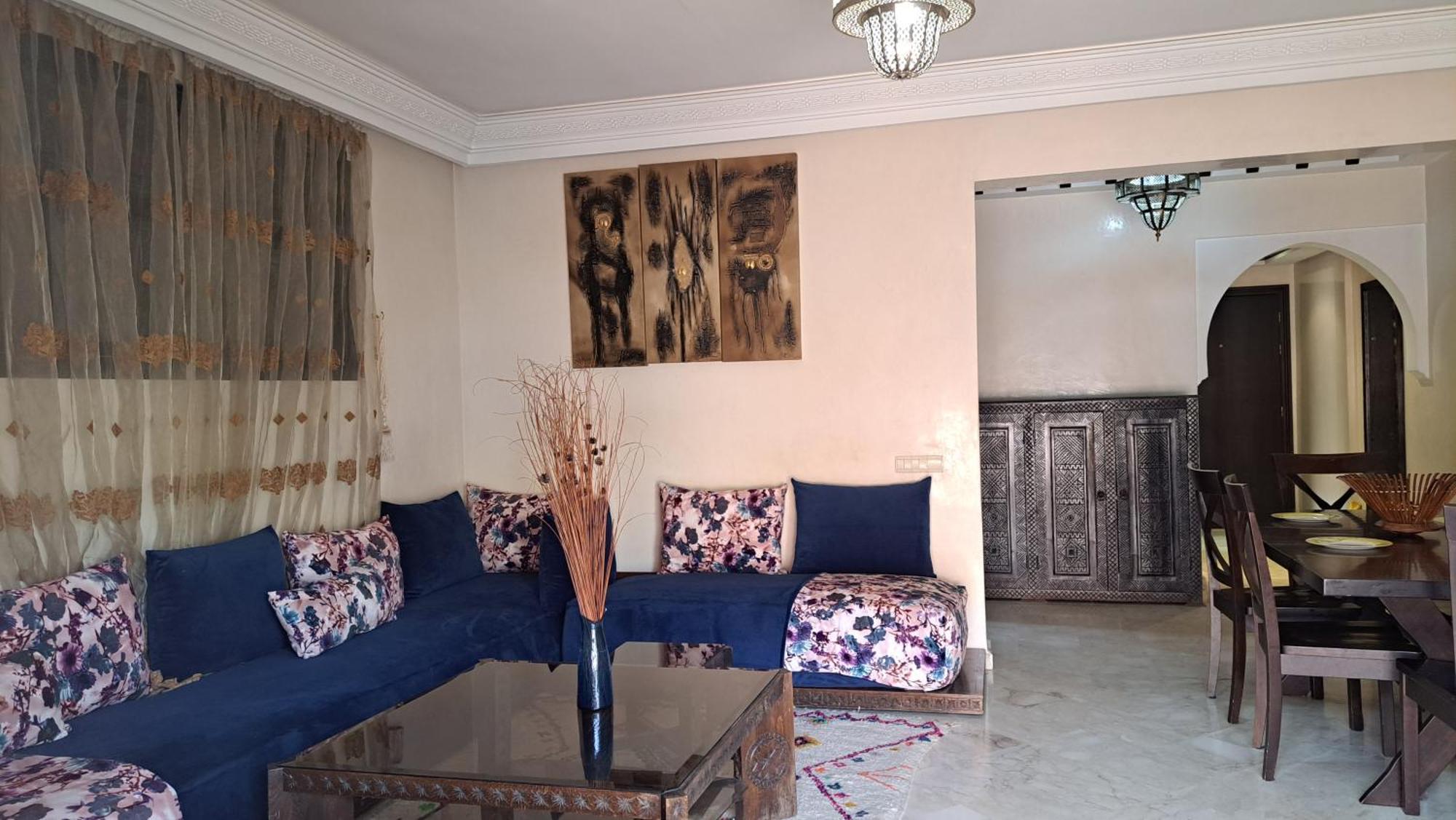 Impeccable En Plein De Centre Appartement