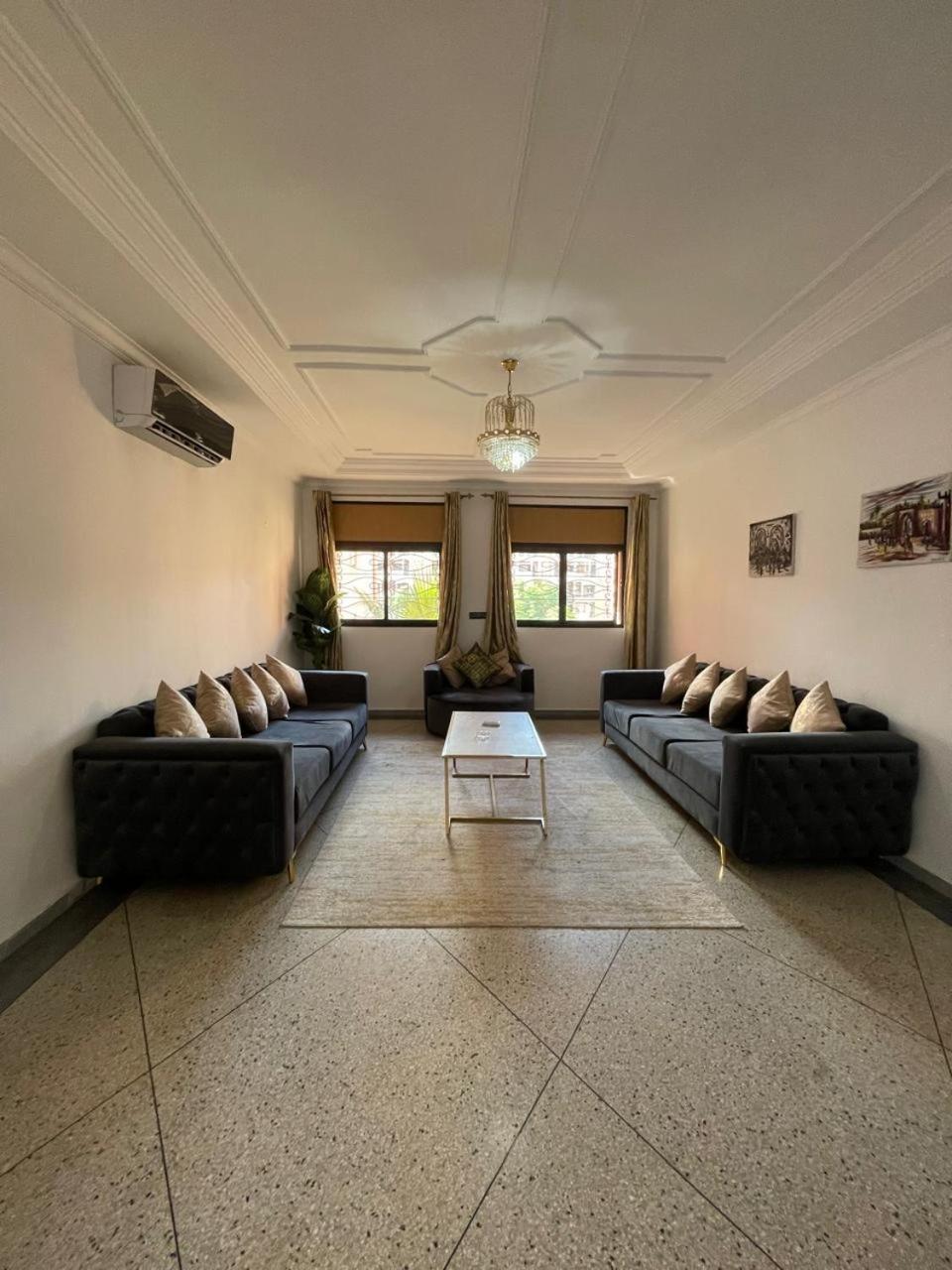 Luxury In Apartment *