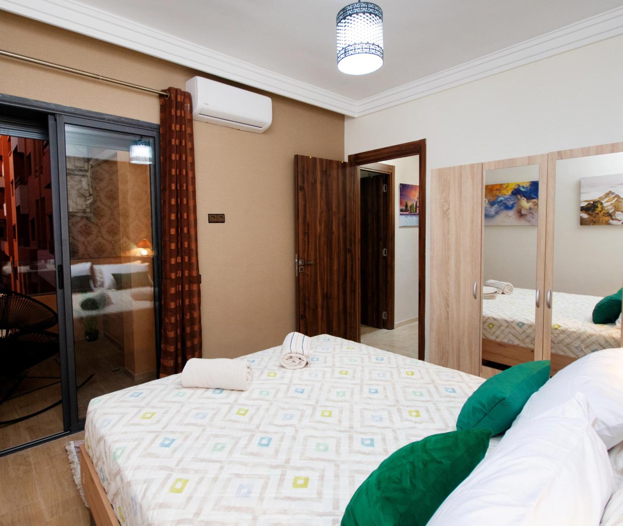 Apartment Piscine & Parking
