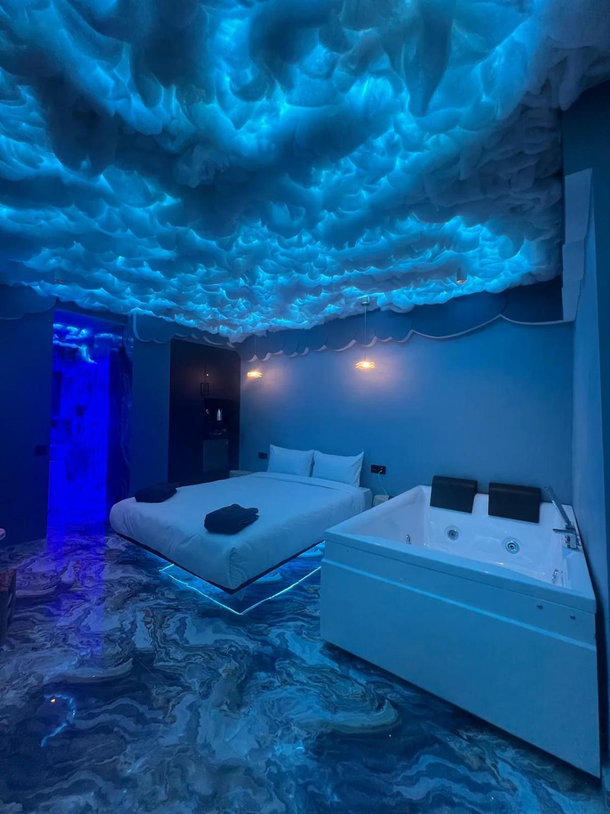 Appartement Tete Dans Les Nuages ! Jacuzzi Marrakesh