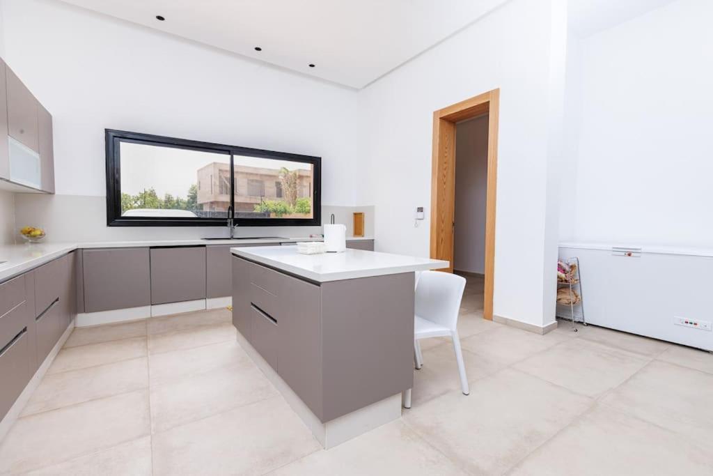Modern 4br Golf View In Amelkis Marrakech