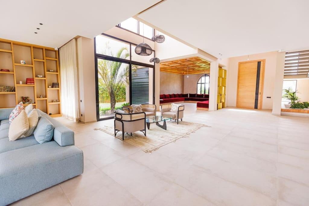 Modern 4br Golf View In Amelkis Marrakech *