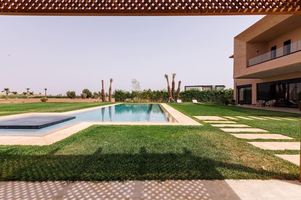 Modern 4br Golf View In Amelkis Marrakech *