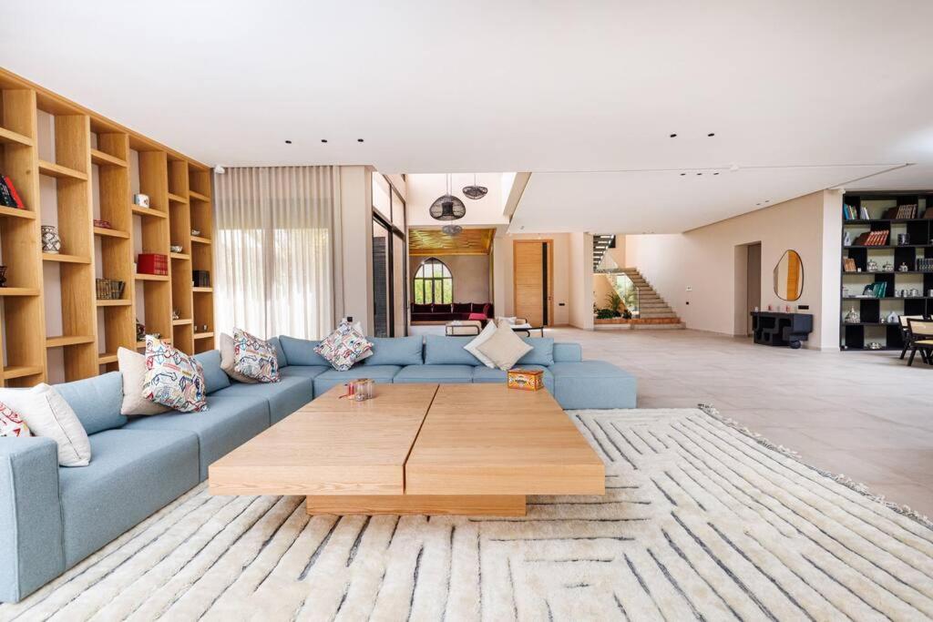Modern 4br Golf View In Amelkis Marrakech Hébergement de vacances *