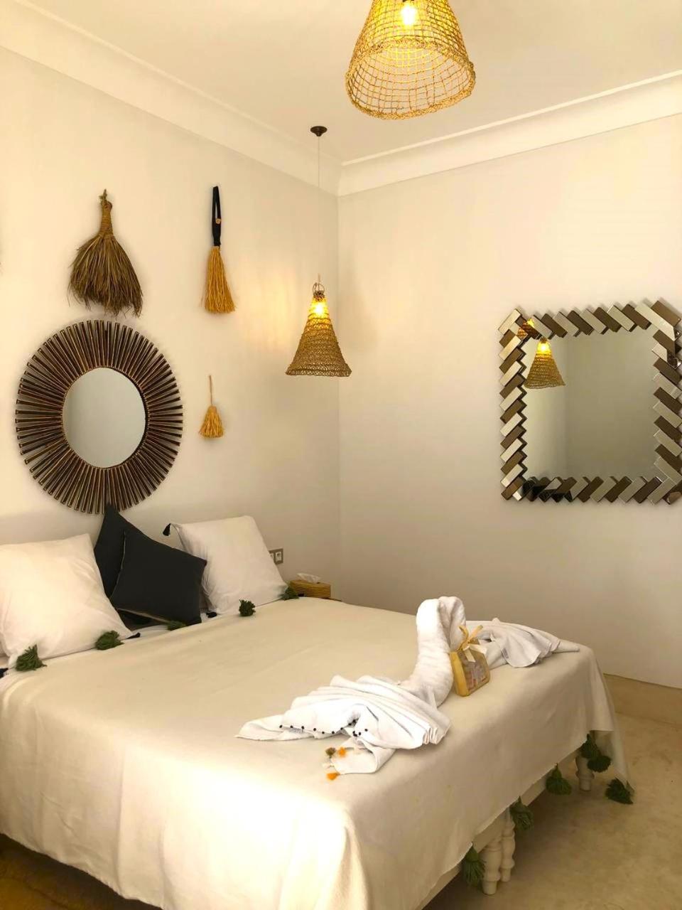 Riad 48 &