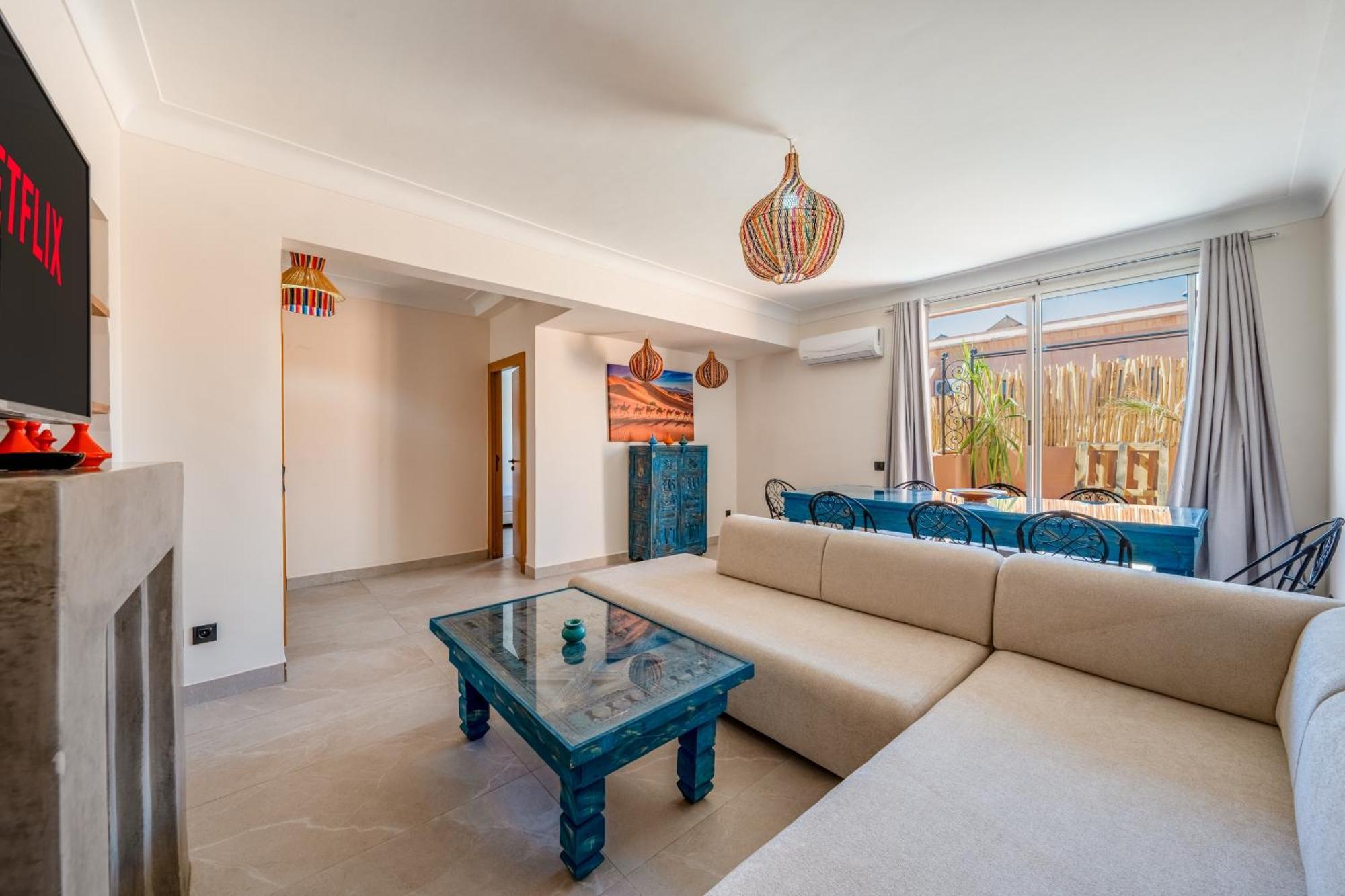 Cityscape Bliss Spacious & Sunny Apartment Marrakesh
