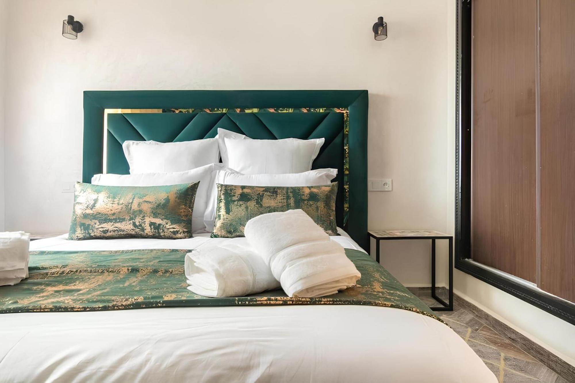 Appartement C-appartement De Luxe Plein Centre De Gueliz Avec Piscine Parking Wifi Netflix Marrakesh