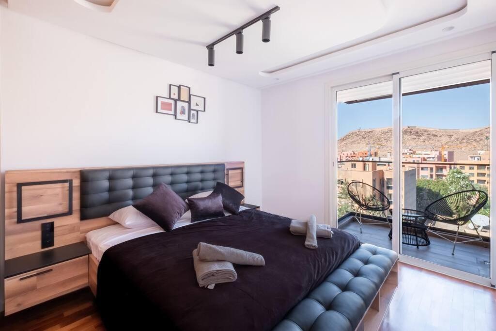 Luxury 2 Bedroom With Mountain View *