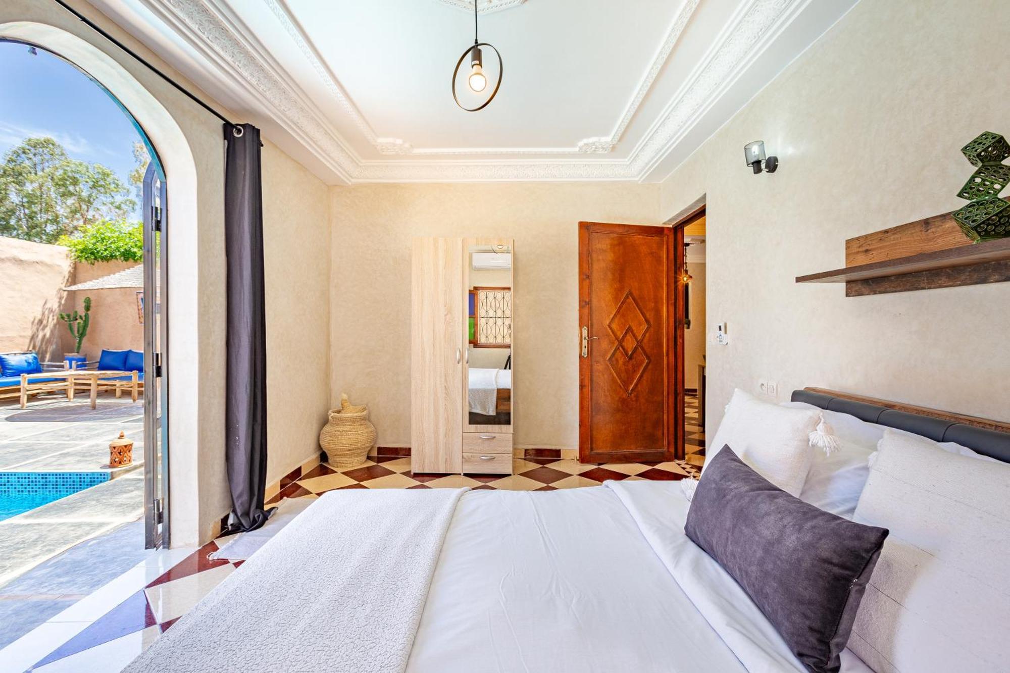 Tranquil Oasis Retreat - Private Pool Perfection Villa Marrakesh