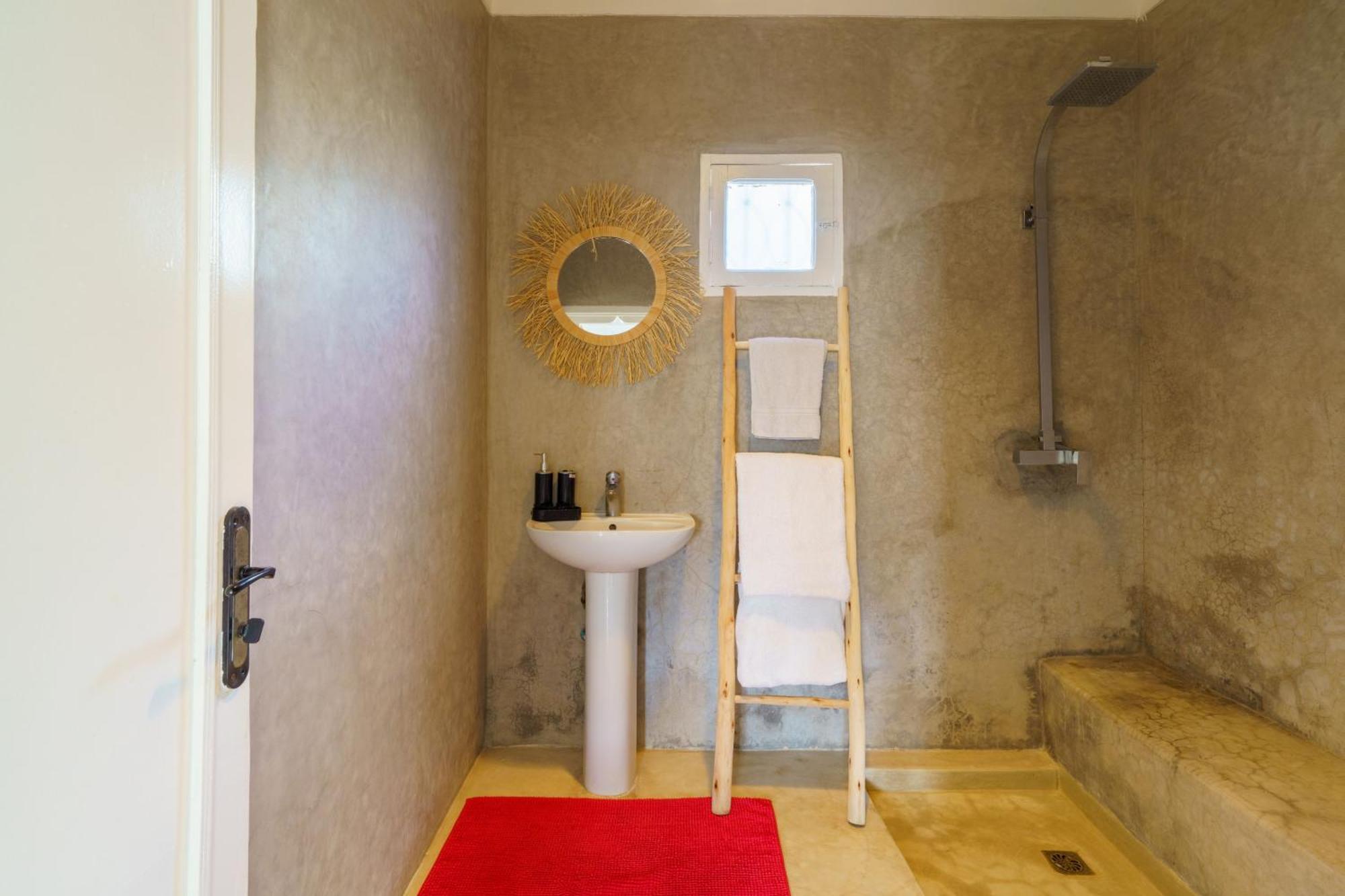 Elegant 10min From Centre Private Swimming Pool *