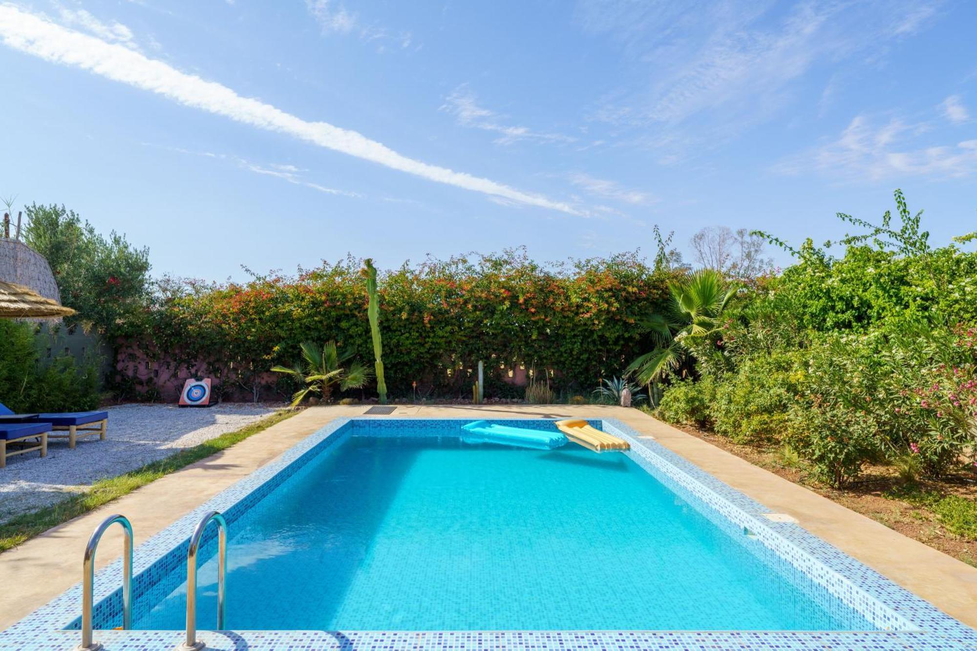 Elegant 10min From Centre Private Swimming Pool *