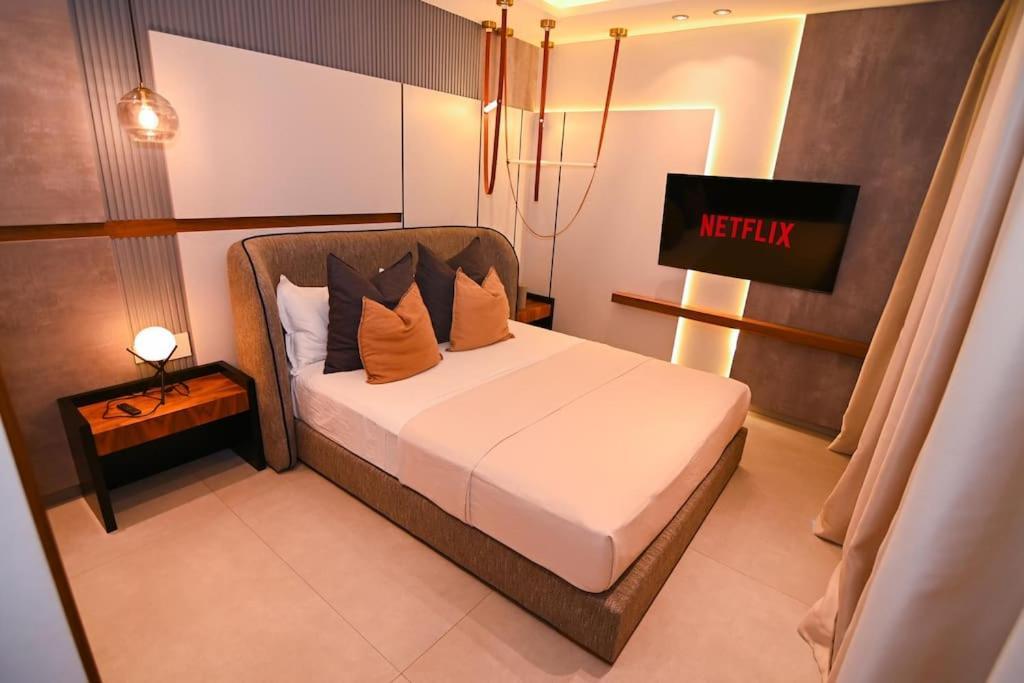 Luxe, Golf, & Cinema Apartment Marrakesh