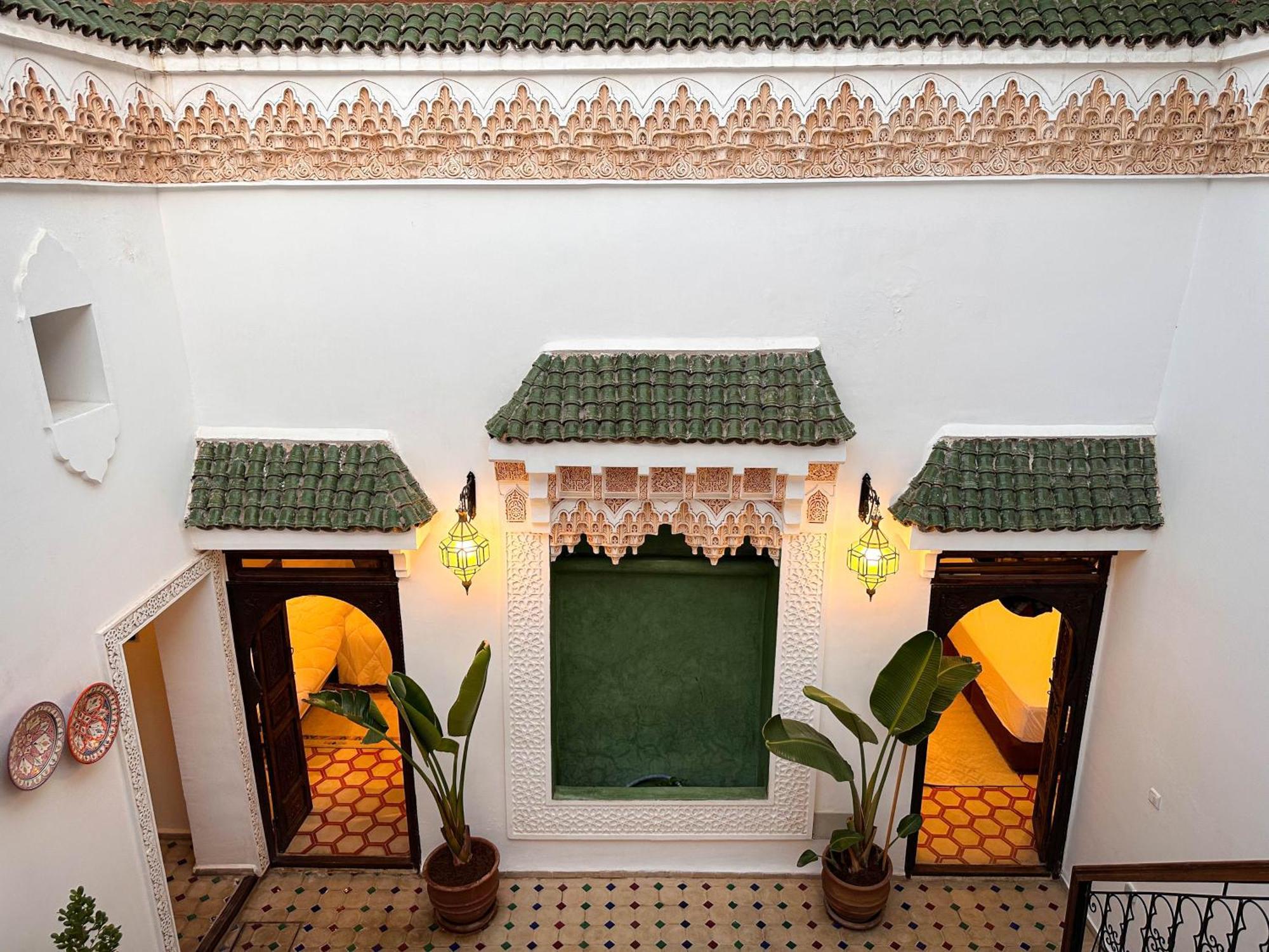M Azbetz Maison d'hôtes *