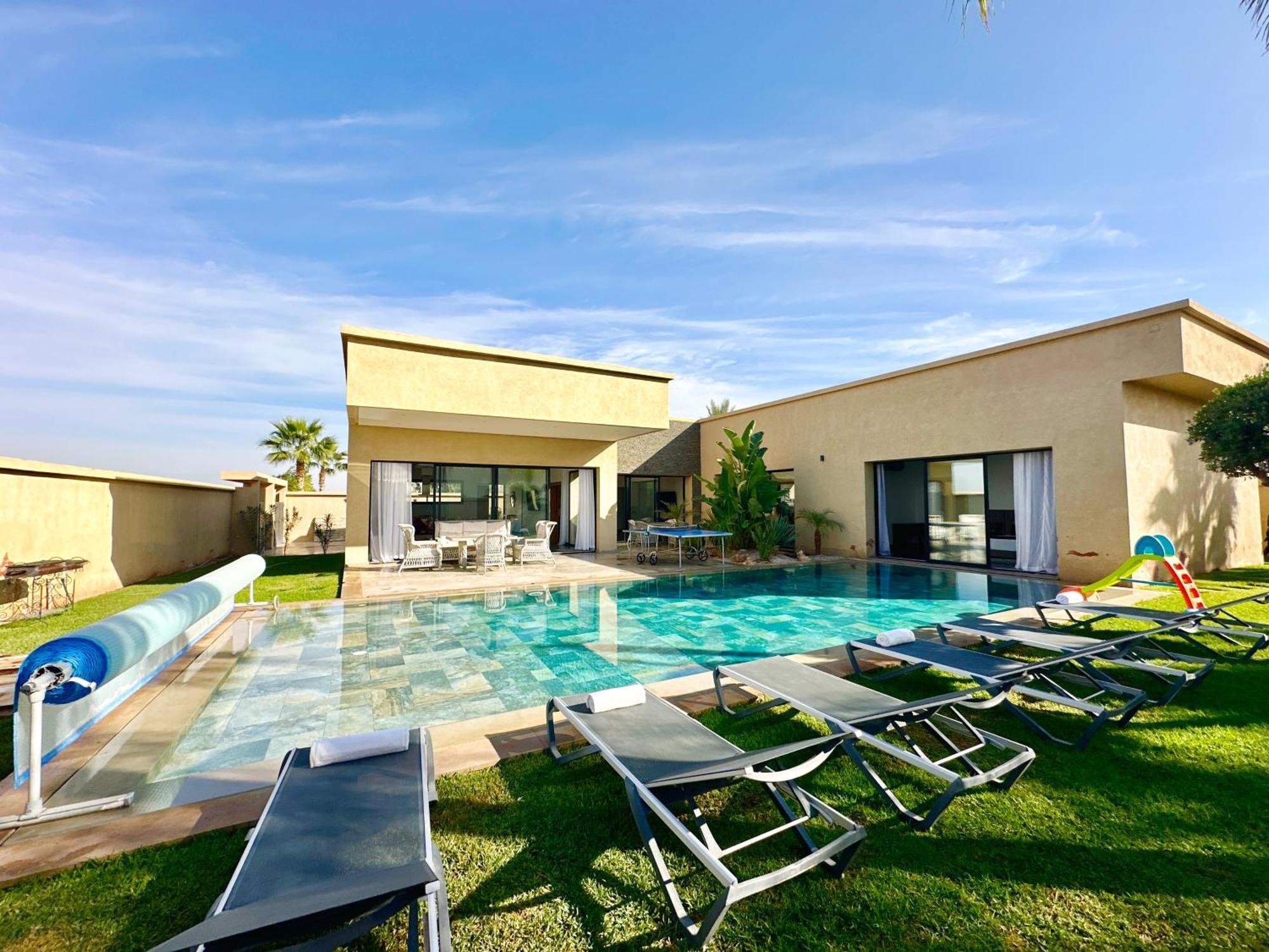 Villa Bahia, Piscine Chauffee, Personnels Inclus